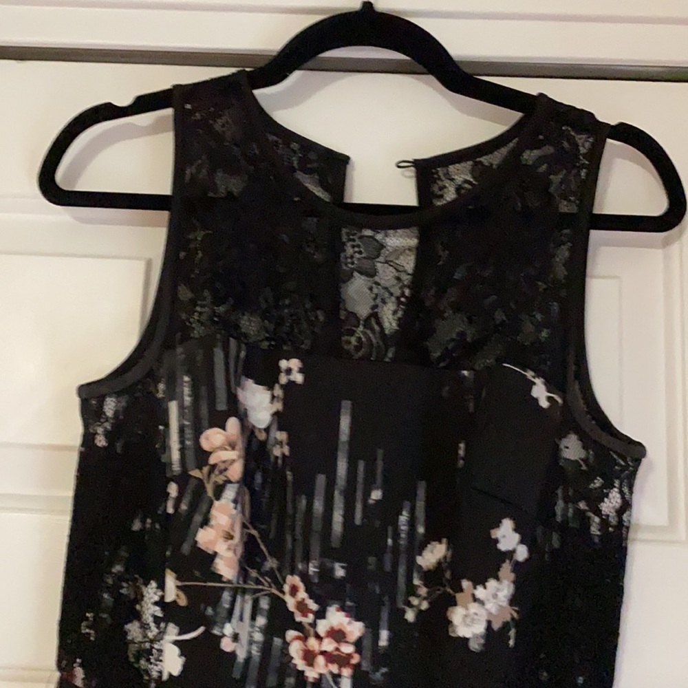 Black A line dress - Picture 2 of 2